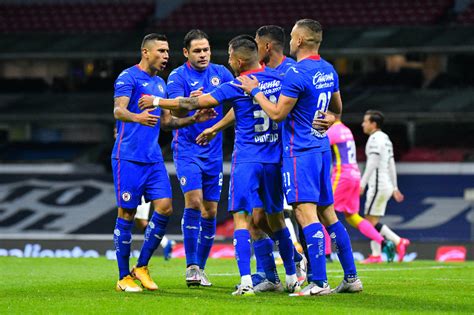 Cruz Azul 4 0 Pumas Goles Y Resumen De Ida De Semifinales Grupo Milenio