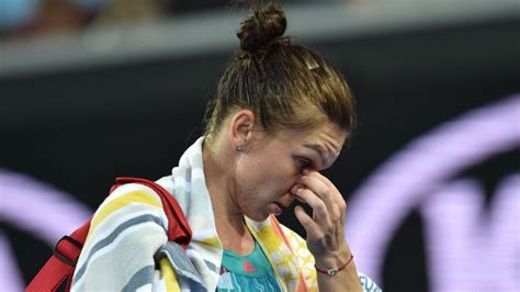 Simona Haleps Breathing Problem Worsens She Undergoes Surgery