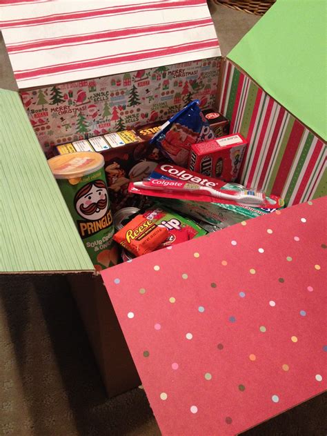 CHRISTMAS JUNK FOOD GIFT BOX FOR TEENS: I don't fill our pantry with ...