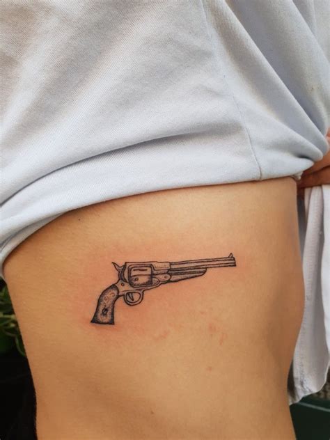 Western Revolver Tattoo Designs