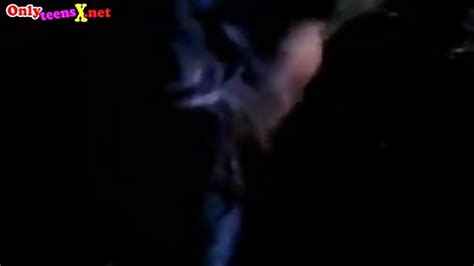 Adolescentes Cachondas Compartiendo Una Polla PORN