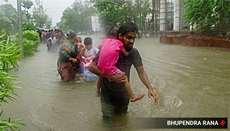 Gujarat Rains Highlights Army Joins Rescue Ops In Vadodara Death Toll