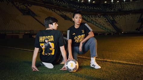 Juventus lança nova camisa inspirada em Super Campeões MDF