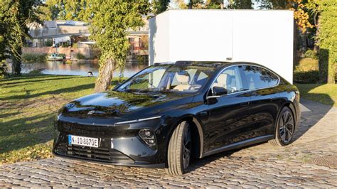 Elektroauto Nio Et Schicke Elektrolimousine Mit Wechselakku Golem De