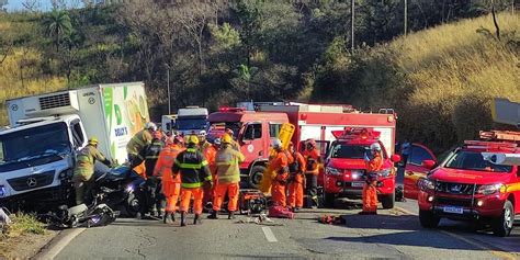 Três pessoas morrem e quatro ficam feridas após grave acidente na BR