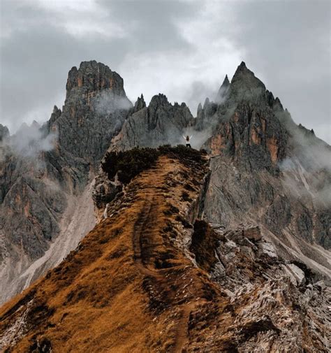 How To Hike To The Cadini Di Misurina Viewpoint In