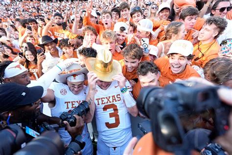 Texas Longhorns Shade Oklahoma Legend Baker Mayfield After Red River