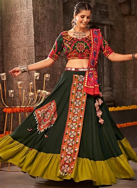 New Chaniya Choli Design Latest Ghagra Choli For Women