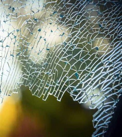 Causes Of Broken Tempered Glass 5 Crucial Facts