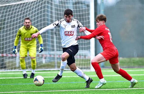 FC 08 Villingen U21 Miletic Team möchte den positiven Trend in