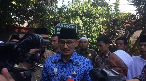 Sandiaga Bepergian Ke Singapura Hari Ada Apa Suara