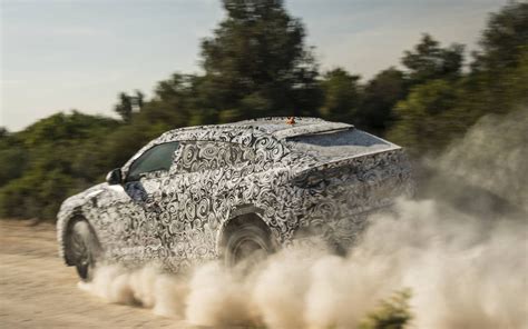 With 641 turbocharged horsepower, the 2019 Lamborghini Urus is the ...