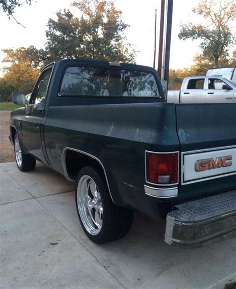 1986 Chevy C10 With 20x8 And 20x10 Torq Thrust II S