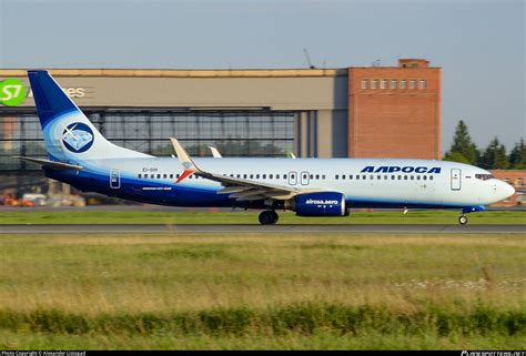 EI GIH Alrosa Avia Boeing 737 86N WL Photo By Alexander Listopad ID