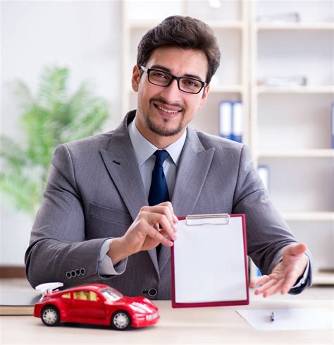 Astuces Pour Bien Choisir Son Assurance Auto En Ligne