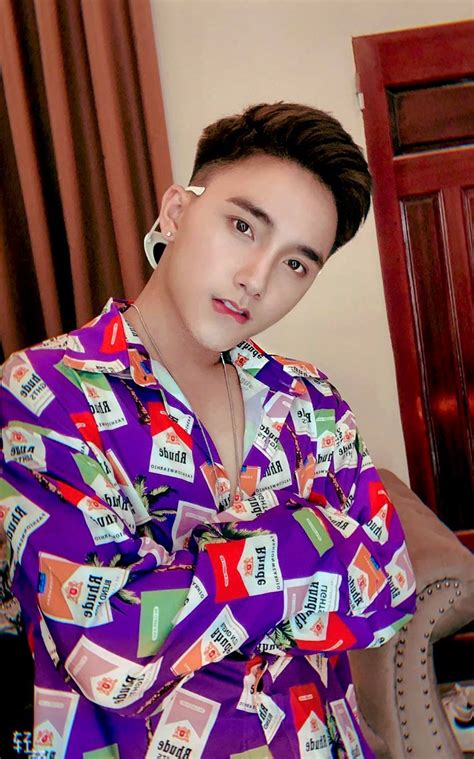 Hot tiktoker được chú ý nhờ gương mặt giống Sơn Tùng M TP Không phẫu thuật thẩm mỹ gây chú ý