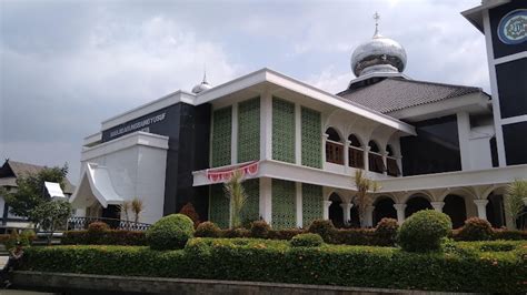 Masjid Agung Purwakarta Baing Yusuf Profil Sejarah Dan Daya Tariknya