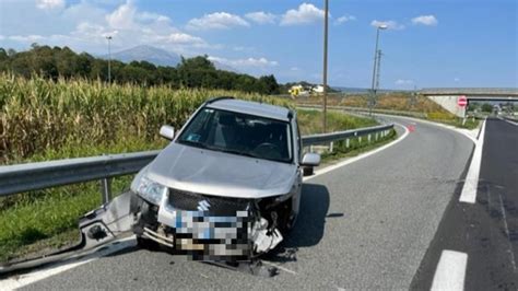 Samone Incidente Sulla Pedemontana Ferita Donna Incinta La