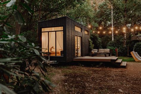 X Waarom Een Tiny House Huren Leuk Is Bijzonder Huisje