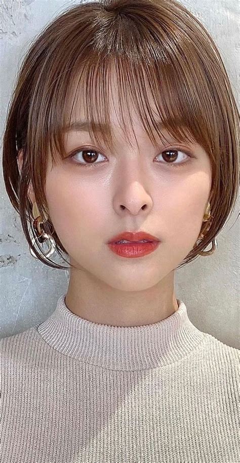 30+ Cute Short Hair with Bangs Korean Style : Soft Bob with Bangs for ...