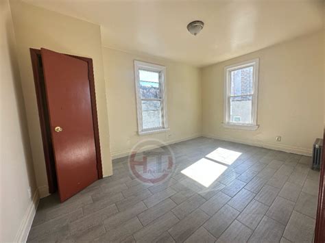 722 E 181st St The Bronx Ny 10457 House Rental In The Bronx Ny