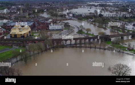 Flooding in worcester Stock Videos & Footage - HD and 4K Video Clips - Alamy