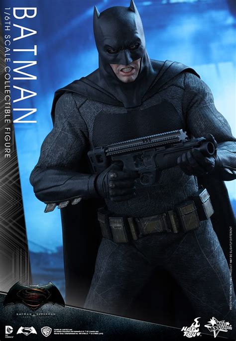 Hot Toys Reveals Batman V Superman Superhero Action Figures Geektyrant