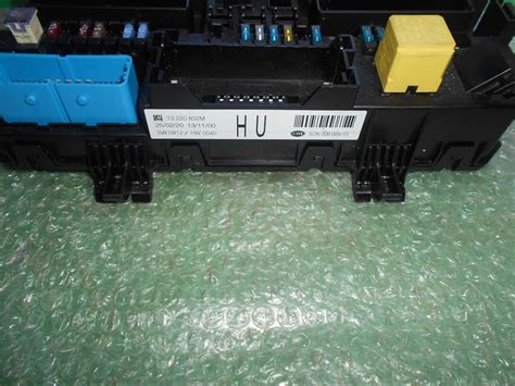 MODULO DE FUSIBLES BSM DEL MALETERO 13220832M HU HELLA 5DK008669 73