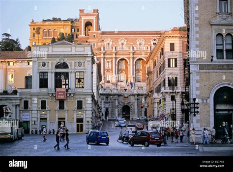 Palazzo Colonna Fotografías E Imágenes De Alta Resolución Alamy