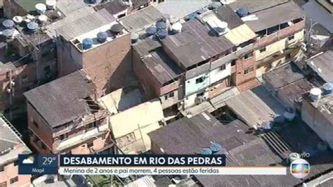 Vizinhos Que Moram No Entorno Do Pr Dio Que Caiu Em Rio Das Pedras