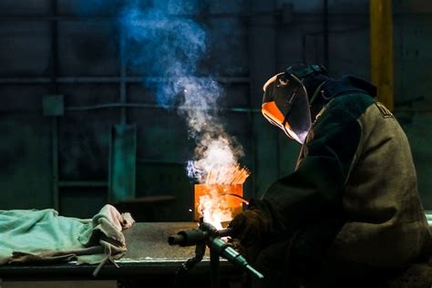 Risks Of Welding Fumes Exposure Apex Environmental