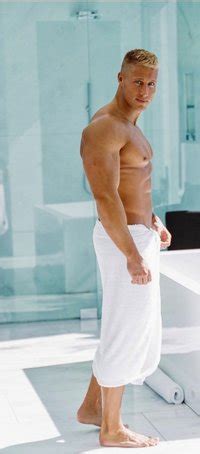 Photos Videos Blonde Muscle Studs Nude Or Big Biceps Page Lpsg