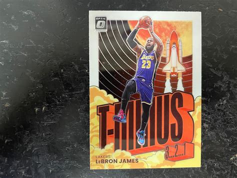 Lot 2021 22 DONRUSS OPTIC T MINUS 321 LEBRON JAMES