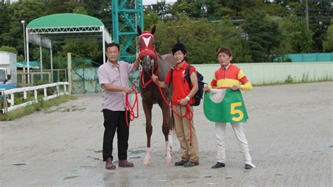 名古屋でも 2歳馬たちの蹄音が響き 地方競馬の楽天競馬｜日替わりライターブログ 楽天ブログ