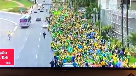 Darek em SP on Twitter Protestanci eskortowani przez policję prze