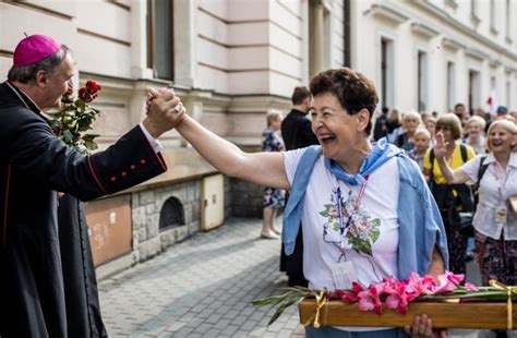 Wyruszy A Piesza Pielgrzymka Tarnowska Na Jasna G R