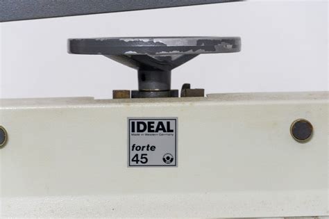 Резак, гильотина Ideal forte 45. Ghilotina.