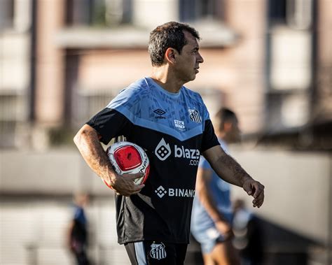 Santos FC registra técnico Fábio Carille na CBF Santos Futebol Clube