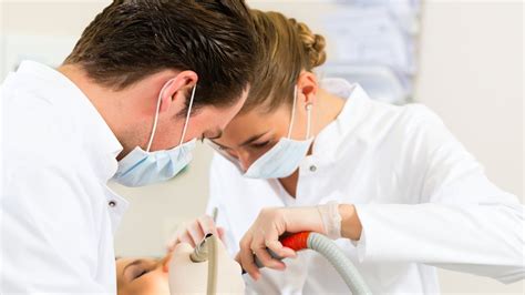 Técnico em saúde bucal Saiba tudo sobre essa profissão Dental Office