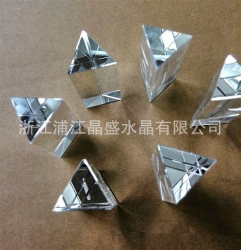 Manufacturer Wholesale Crystal Triangle Column Paperweight Glass