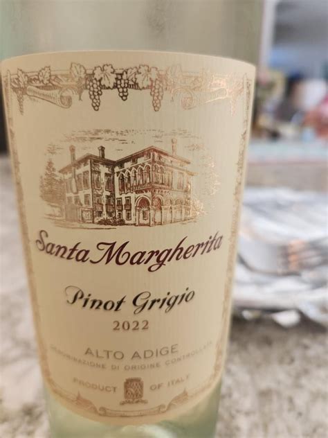 2022 Santa Margherita Pinot Grigio Italy Trentino Alto Adige