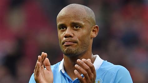 Manchester City Captain Vincent Kompany To Return In A Fortnight