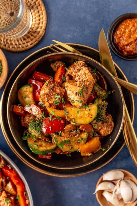 Chicken And Vegetables - The Yummy Bowl