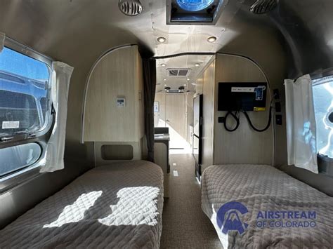 New 2024 Airstream RV Flying Cloud 23FB Twin Travel Trailer At Windish