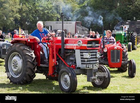 Vintage Massey Ferguson Tractors At Auction Sale Of Vintage 47 Off