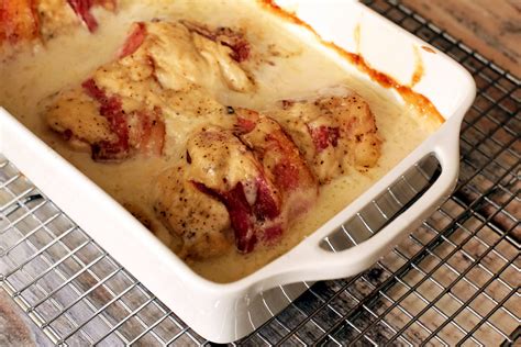 Creamy Chicken, Bacon, and Dried Beef Casserole Recipe