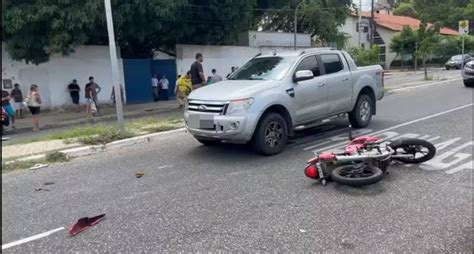 Jovem Morre E Outro Fica Ferido Em Acidente Entre Carro E Moto No