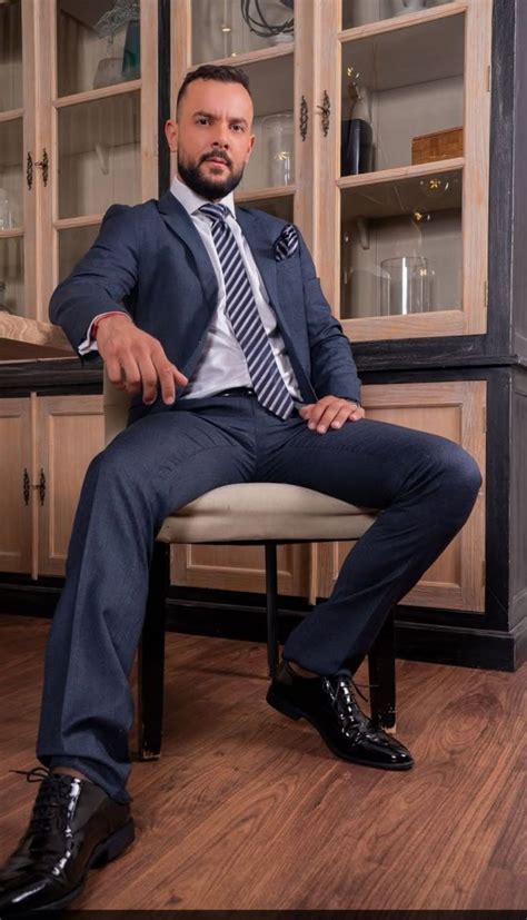 Pin De Juampiariveros En Sir Peter Ropa Elegante Hombre Estilo De