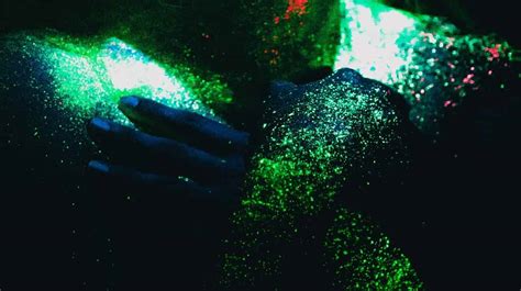 How Does Glow In The Dark Paint Work - Glow In Dark