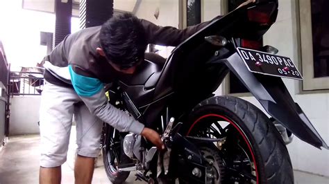 Cara Mengkilapkan Body Motor Permanen